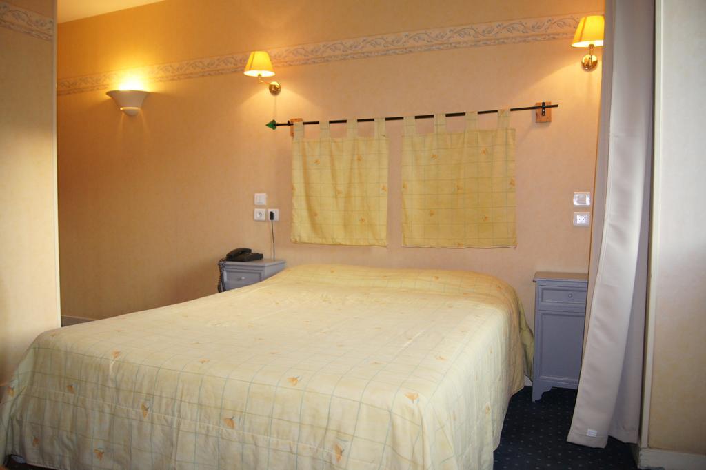 Relais Du Val Vert Le Puy-en-Velay Exteriör bild