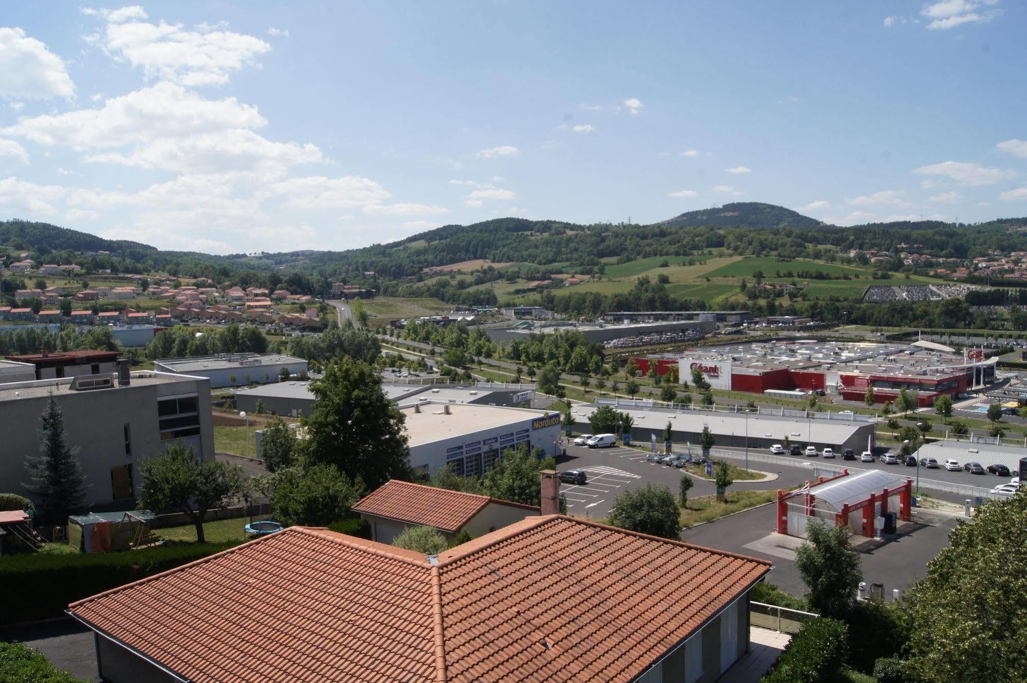 Relais Du Val Vert Le Puy-en-Velay Exteriör bild